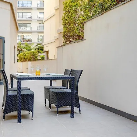 Апартаменты Seaside Oasis Your Own Private Getaway In St Julians Сент Джулианс