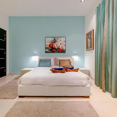 Seaside Oasis Your Own Private Getaway In St Julians Апартаменты Сент Джулианс