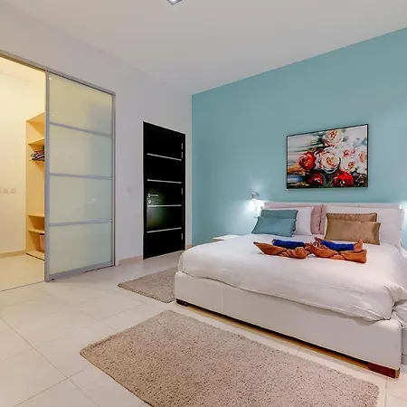 Seaside Oasis Your Own Private Getaway In St Julians Апартаменты