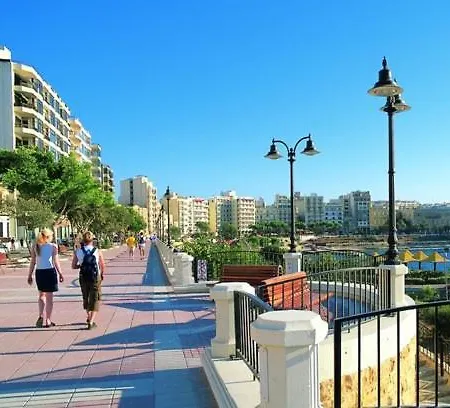 Апартаменты Seaside Oasis Your Own Private Getaway In St Julians Сент Джулианс
