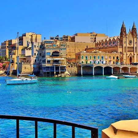 Апартаменты Seaside Oasis Your Own Private Getaway In St Julians