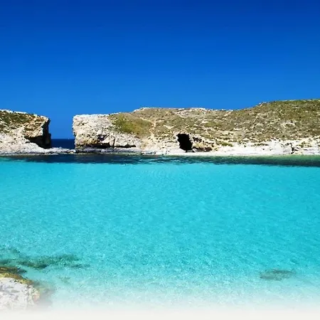 Апартаменты Seaside Oasis Your Own Private Getaway In St Julians *