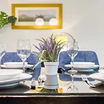 Garden Maisonette In Private Complex With Outdoor Dining Area Апартаменты