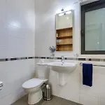 Garden Maisonette In Private Complex With Outdoor Dining Area Διαμέρισμα *