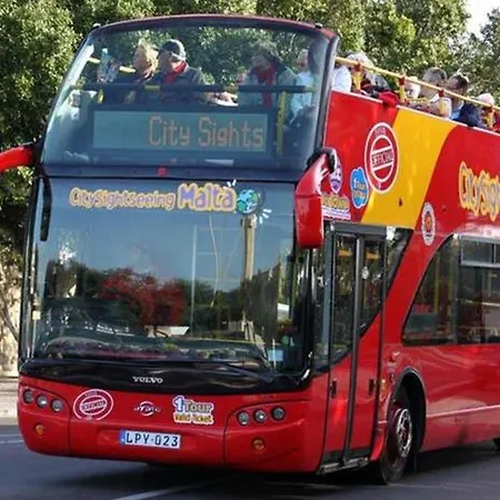 Exclusive Pendergardens Apt With Outdoor Dining Area سانت جوليان