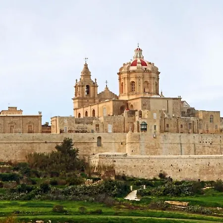 Seaside Oasis Your Own Private Getaway In St Julians Apartment San Ġiljan